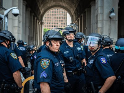 La policía de Nueva York está gastando una gran cantidad de dinero en horas extras debido a las protestas