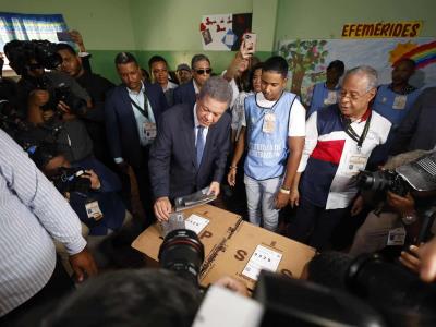 Leonel Fernández advierte que su partido político, la Fuerza del Pueblo, permanecerá alerta y atenta