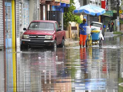 Lluvias causan desbordamientos en el Distrito Nacional
