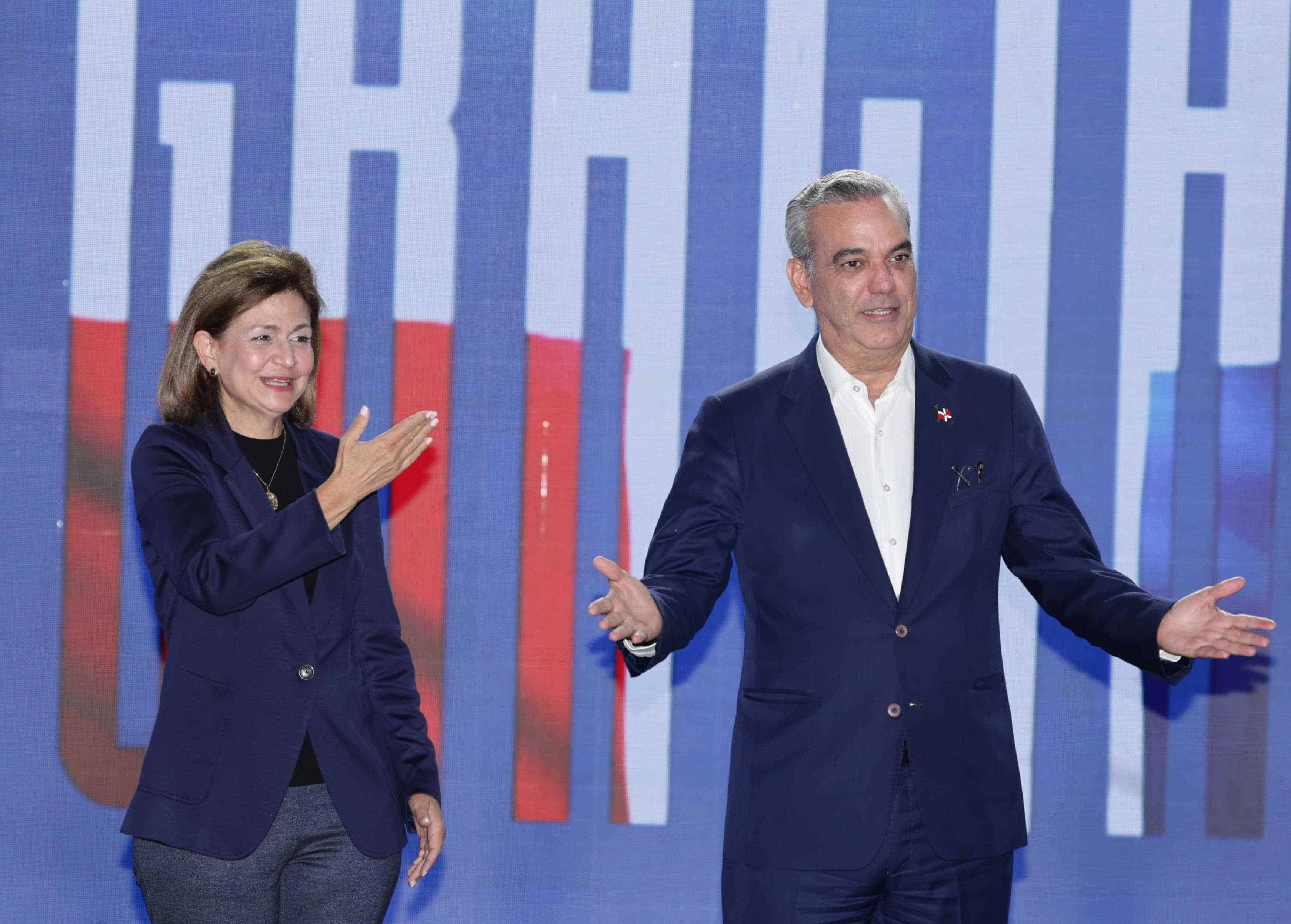 Presidente Luis Abinader y vicepresidenta Raquel Peña