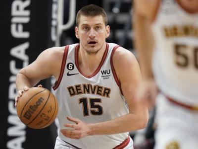 Nikola Jokic consigue su tercer premio MVP en la NBA