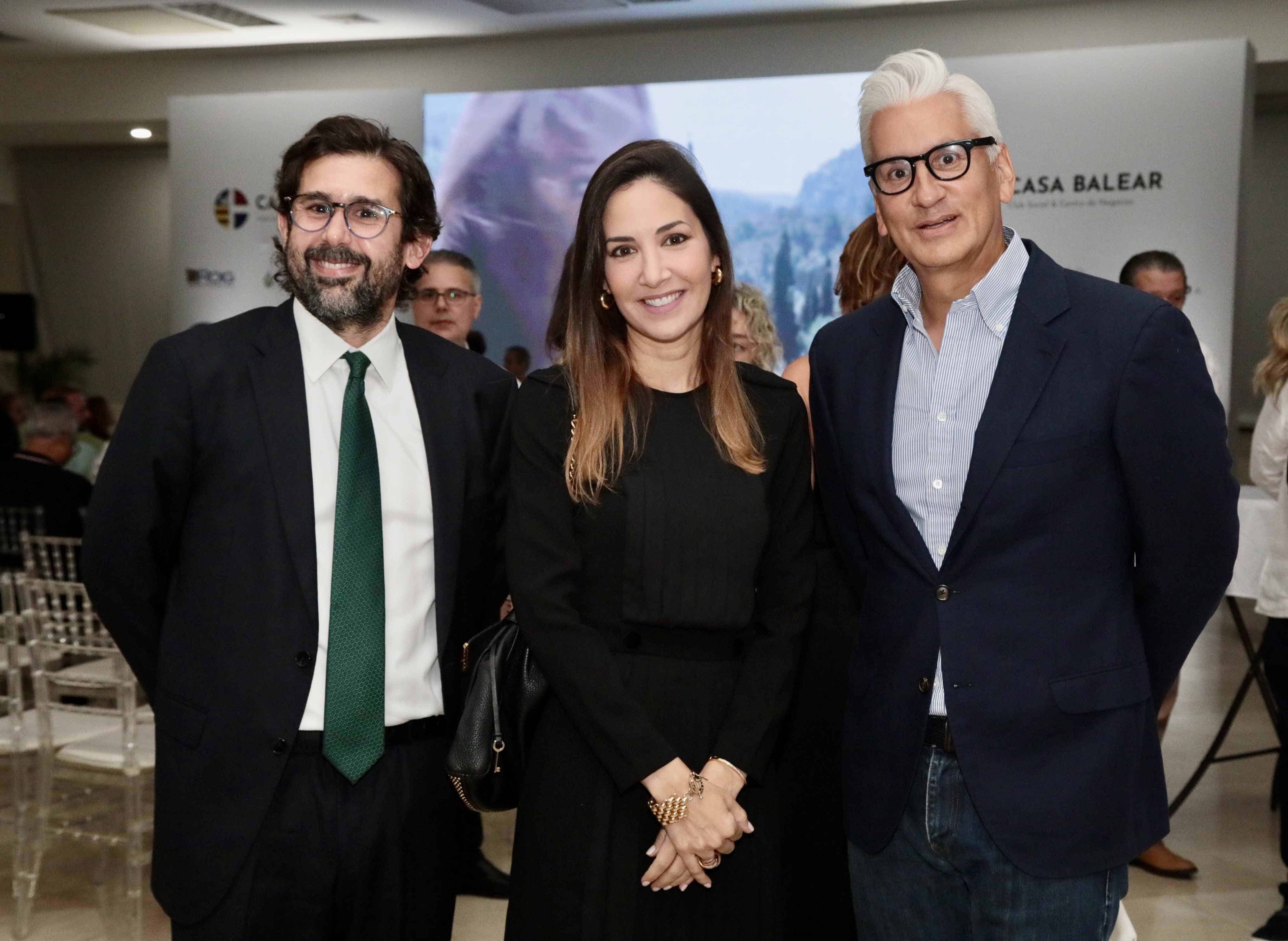 José Thomas, Ivette Bonilla y Jaime Mayol.