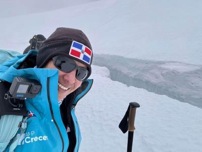 Thais Herrera emprende la travesía hacia la cumbre del Monte Everest
