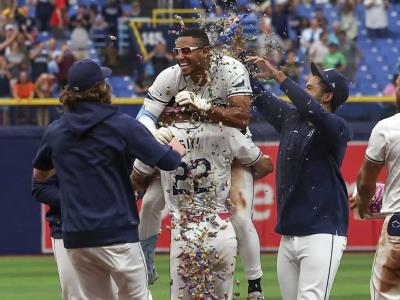 Un doble de José Sirí contribuye al triunfo de los Rays