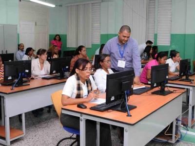 Un total de 47,591 participantes se inscribieron en el Concurso de Oposición Docente