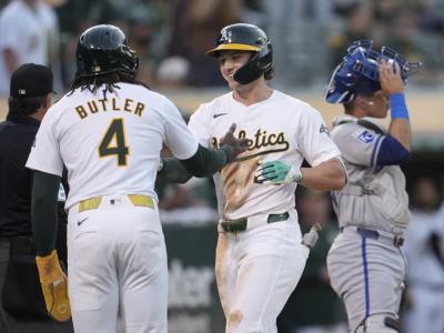 Atléticos vencen 7-5 a Reales y ponen fin a una racha de nueve derrotas consecutivas