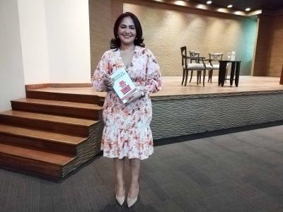 Carolina Ramírez publica su nuevo libro