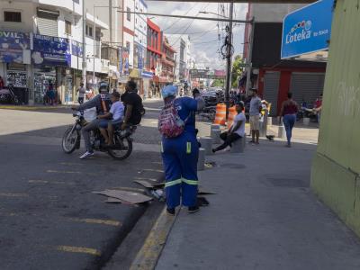 Comerciantes informales de la Avenida Duarte y sus alrededores aseguran que la basura está bajo control