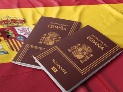 Dominicanos se encuentran dentro de los grupos que más nacionalidades españolas obtienen