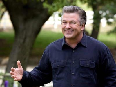 El actor Alec Baldwin comunica el lanzamiento de un programa de telerrealidad centrado en su familia