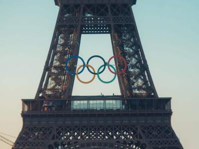 Juegos Olímpicos París 2024: ceremonia de encendido de los anillos olímpicos en la Torre Eiffel