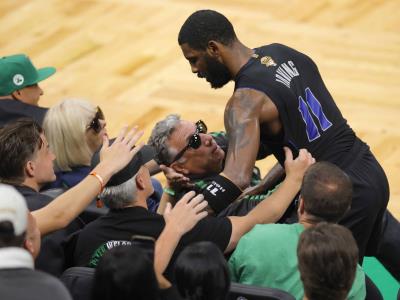 Kyrie Irving y la reacción negativa del público de Boston: El jugador expresó sorpresa al notar una recepción fría durante el partido