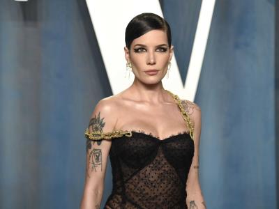 La cantante Halsey comparte su lucha contra diversas enfermedades