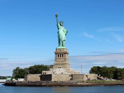 La Estatua de la Libertad fue visitada por cerca de 4 millones de personas en el año 2023