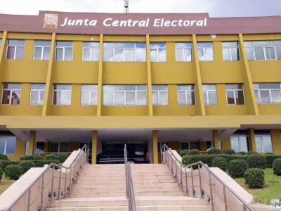 La Junta Central Electoral (JCE) destinará una suma de 2,081,674,980 pesos para implementar una nueva cédula de identidad con tecnología de chip