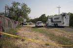 Autoridades hallan a 26 migrantes hacinados en una casa de Texas; 11 tuvieron que ser hospitalizados