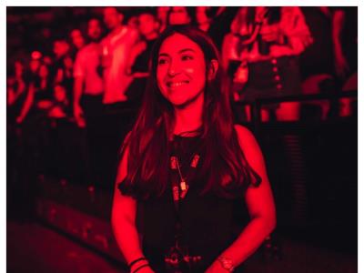 Paula León, la encargada de coordinar la gira de Don Omar en Estados Unidos