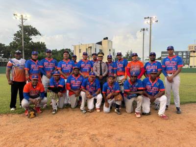 Policía Nacional se corona como campeón en Sóftbol Oficiales durante los Juegos Militares