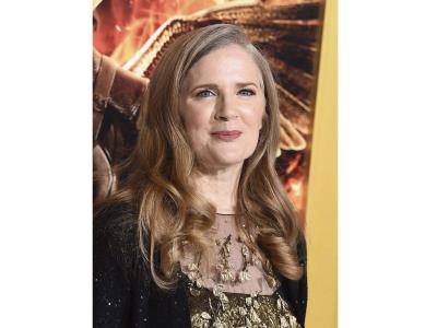 Suzanne Collins retorna al mundo devastado de Panem