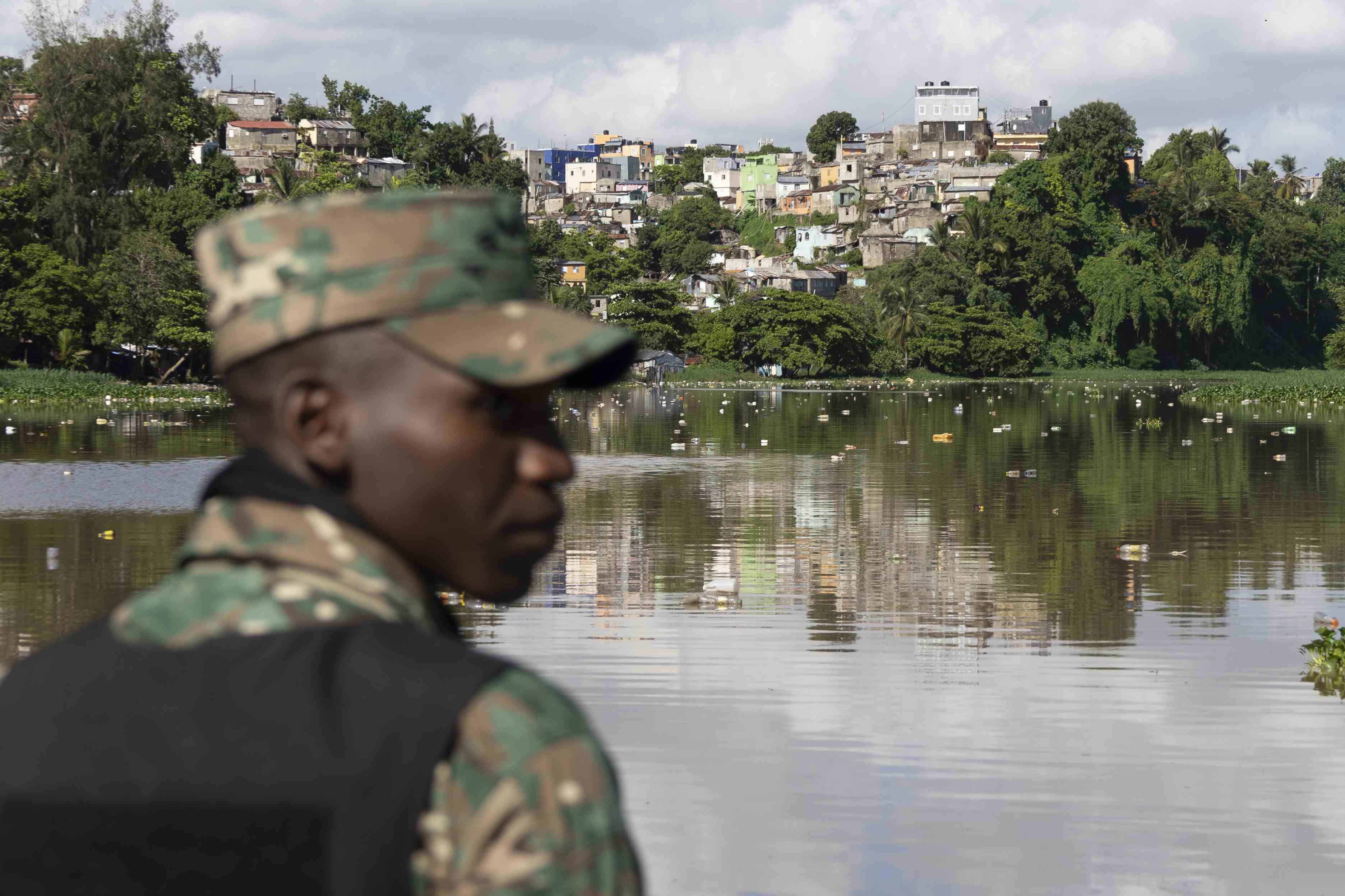 Los ríos constituyen el segundo vertedero más grande de Santo Domingo.