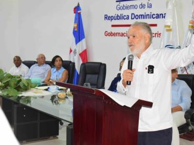 Conversatorio sobre protección del medio ambiente en Montecristi
