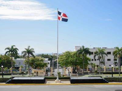 El Estado dominicano es grande frente a sus pares regionales