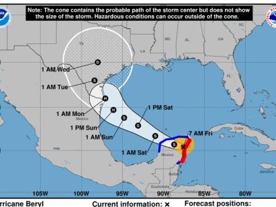 El huracán Beryl llega a la costa mexicana