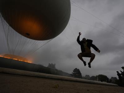 El pebetero olímpico se elevará por los cielos de París de noche
