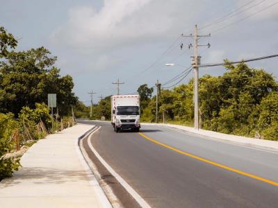 El presidente Abinader inaugura la carretera Domingo Maíz en Punta Cana