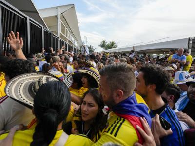 Final de la Copa América se retrasa por incidentes con aficionados