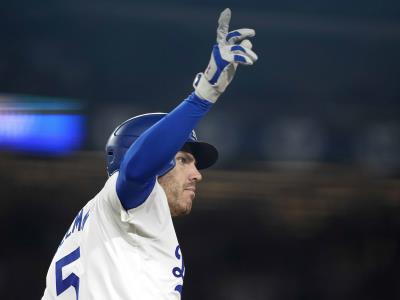 Freddie Freeman logra grand slam y Dodgers vencen a Medias Rojas