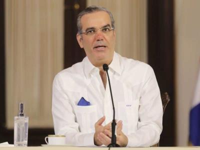 Luis Abinader pide transparencia en las elecciones en Venezuela