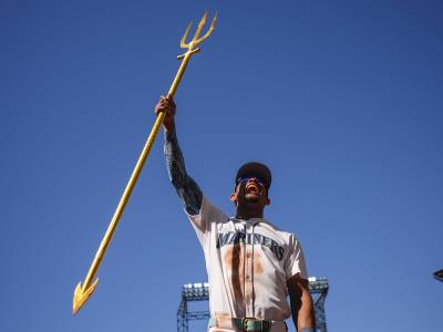 Rodríguez conecta un cuadrangular, Crawford impulsa tres carreras y los Marineros derrotan a los Orioles