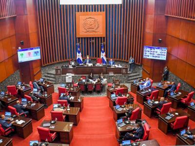 Senadores expresan desacuerdo con los comentarios realizados por el parlamentario Eugenio Cedeño