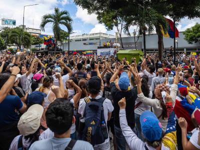 Venezolanos rechazan fraude en elecciones en Venezuela