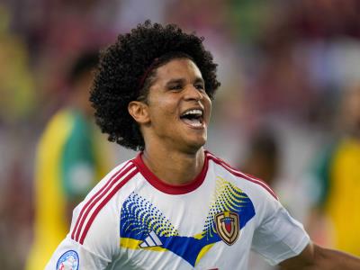 Venezuela se mantiene impecable: La selección nacional de fútbol de Venezuela jugará contra Canadá en los cuartos de final