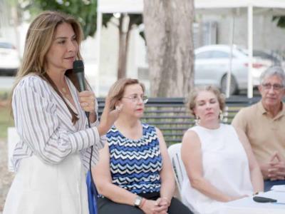 Alcaldesa Carolina Mejía reconocida por comunidad de Bella Vista