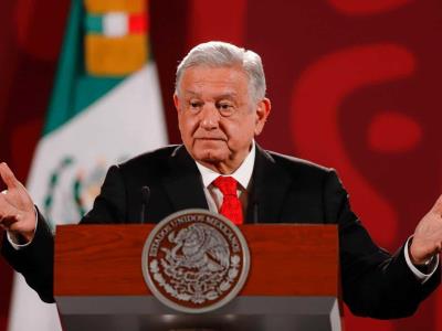 Aprobación a gestión de López Obrador disminuye a 61 %