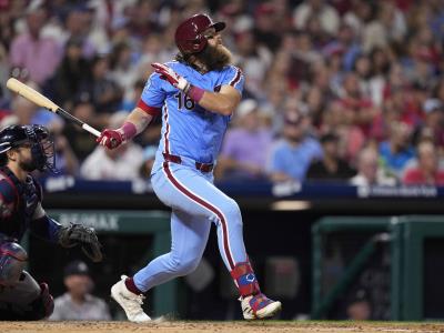 Castellanos batea jonrón de 2 carreras y Filis superan a Bravos