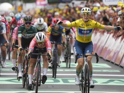 Charlotte Kool gana la segunda etapa del Tour de Francia femenino
