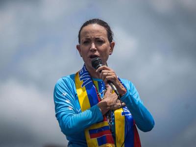 Corina Machado dice que a Maduro solo le queda es el apoyo militar