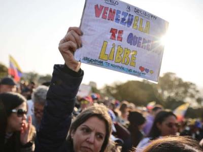 Crisis en Venezuela: Ola represiva contra periodistas