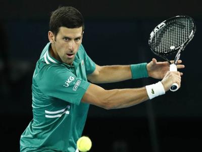 Djokovic entiende las dudas sobre el caso de esteroides de Sinner