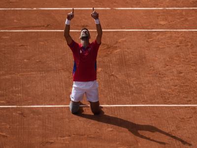 Djokovic salda su deuda con el oro, lo único que le faltaba