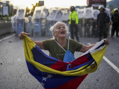 Empresarios instan a mostrar resultados de elecciones en Venezuela