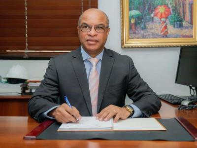 Federico Méndez Nova asume designación en Edesur Dominicana