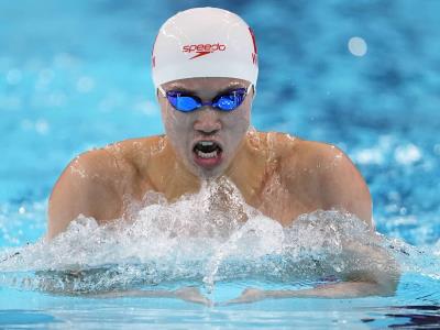 Medallista chino natación, vinculado a escándalo de dopaje París 2024