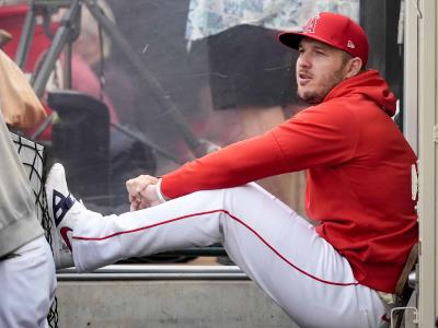 Mike Trout es golpeado por las lesiones