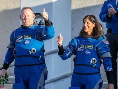 NASA decide cómo traer astronautas varados