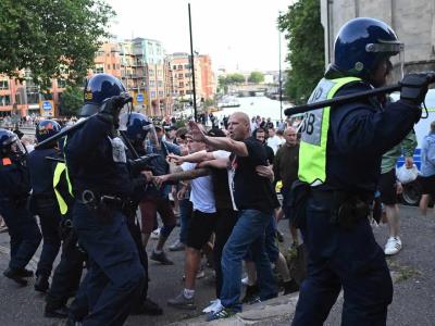 Quinto día de las protestas de la extrema derecha en Reino Unido